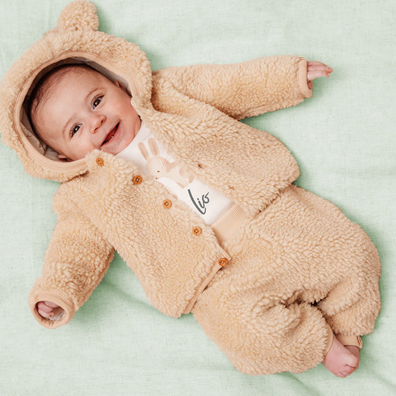 Beliebteste Vornamen 2026 – Trends, Bedeutung & Namensideen für Jungen und Mädchen