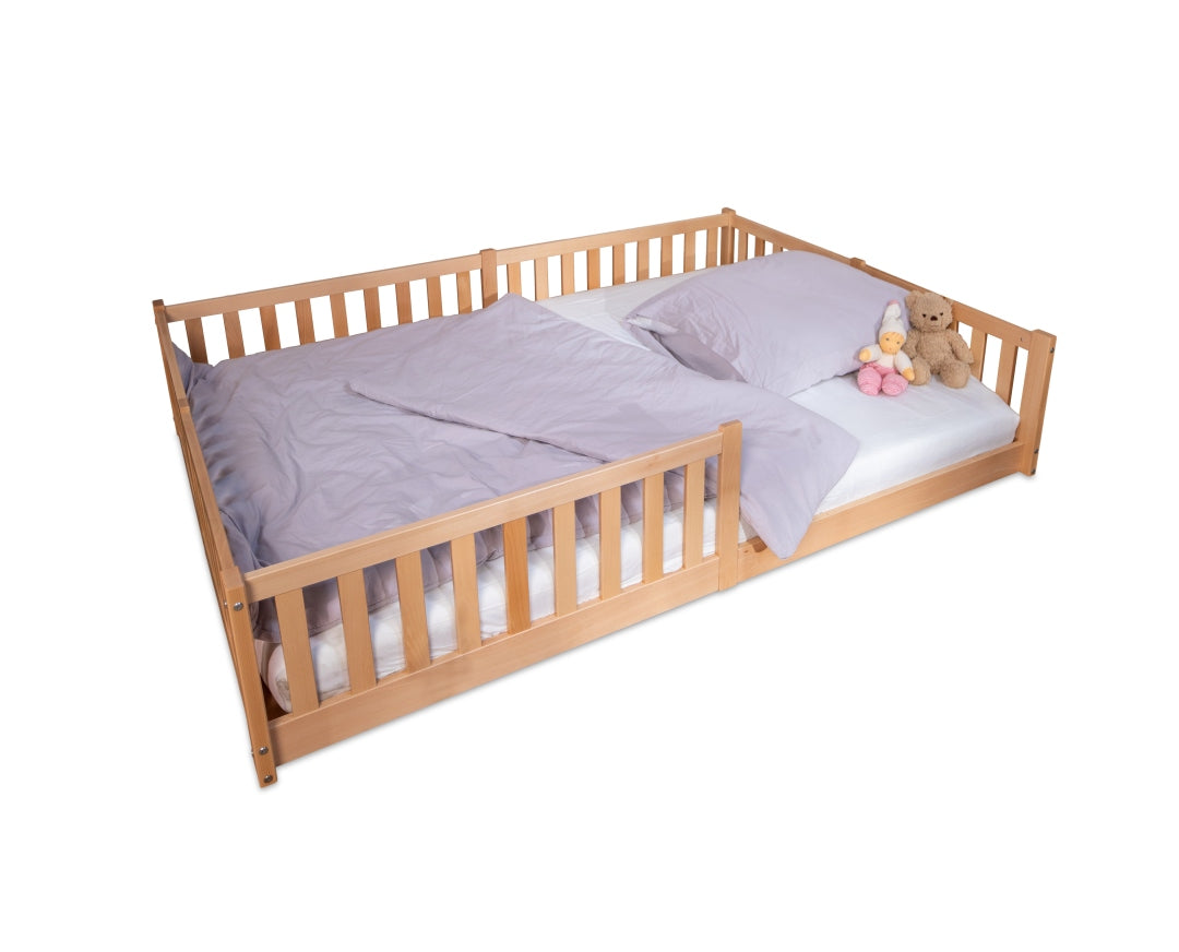 Montessori Hausbett 140x200 aus Buche natur – Bodenbett mit optionalem Dach