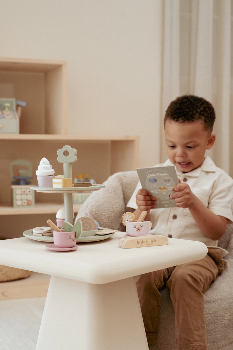 Etagere mit Gebäck | Little Dutch