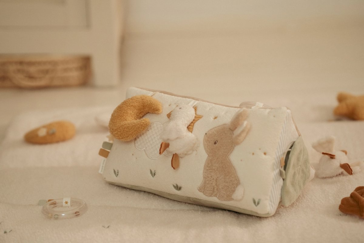 Aktivitätsdreieck Newborn Naturals GRS | Little Dutch