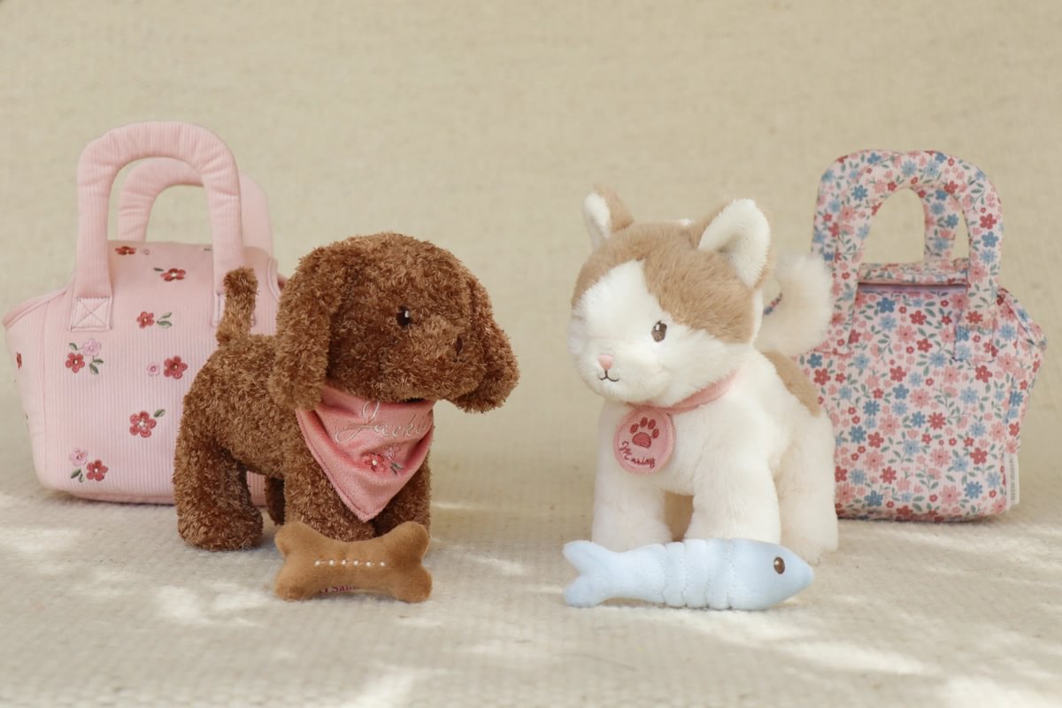 Plush dog cuddly toy Jackie in bag GRS | Little Dutch