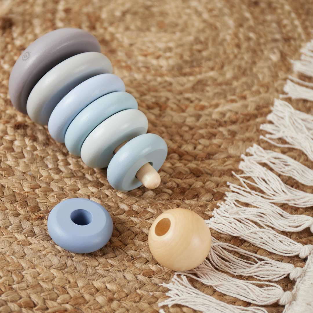 Hazy wood stacking tower | bieco