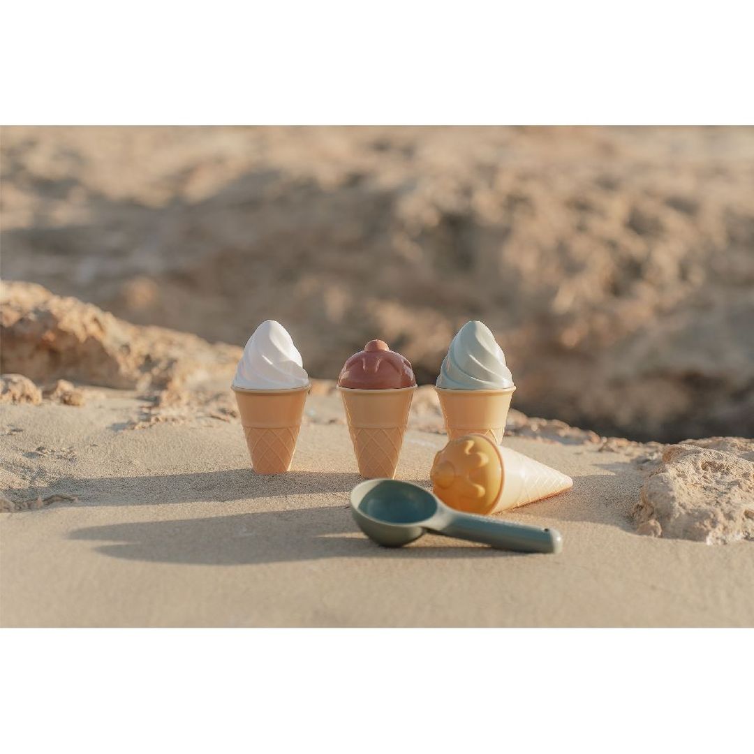 Ice Cream Beach Set 9-piece | Little Dutch