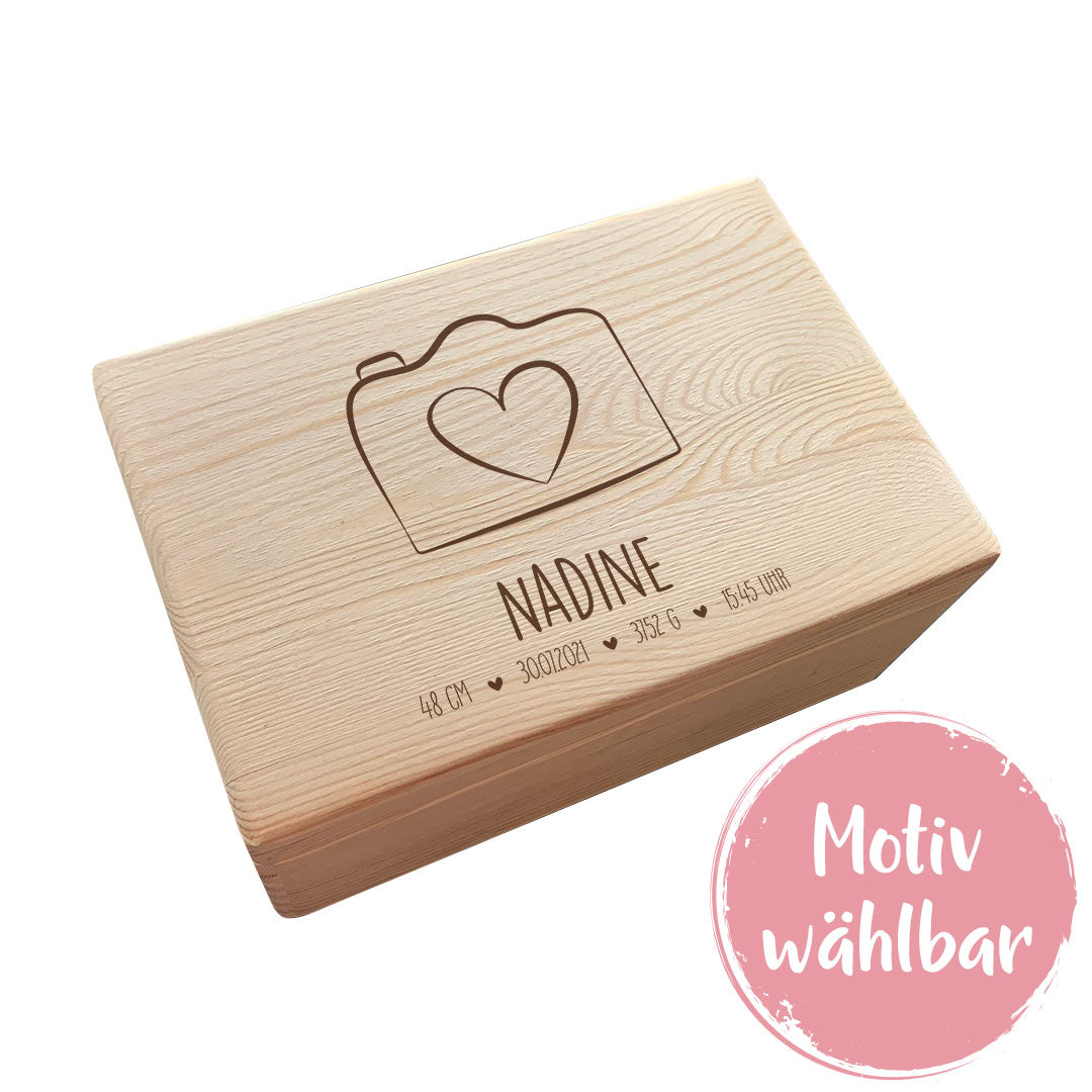 Erinnerungsbox L - Naturholz - verschiedene Motive und Anlässe - personalisiert | Schmatzepuffer