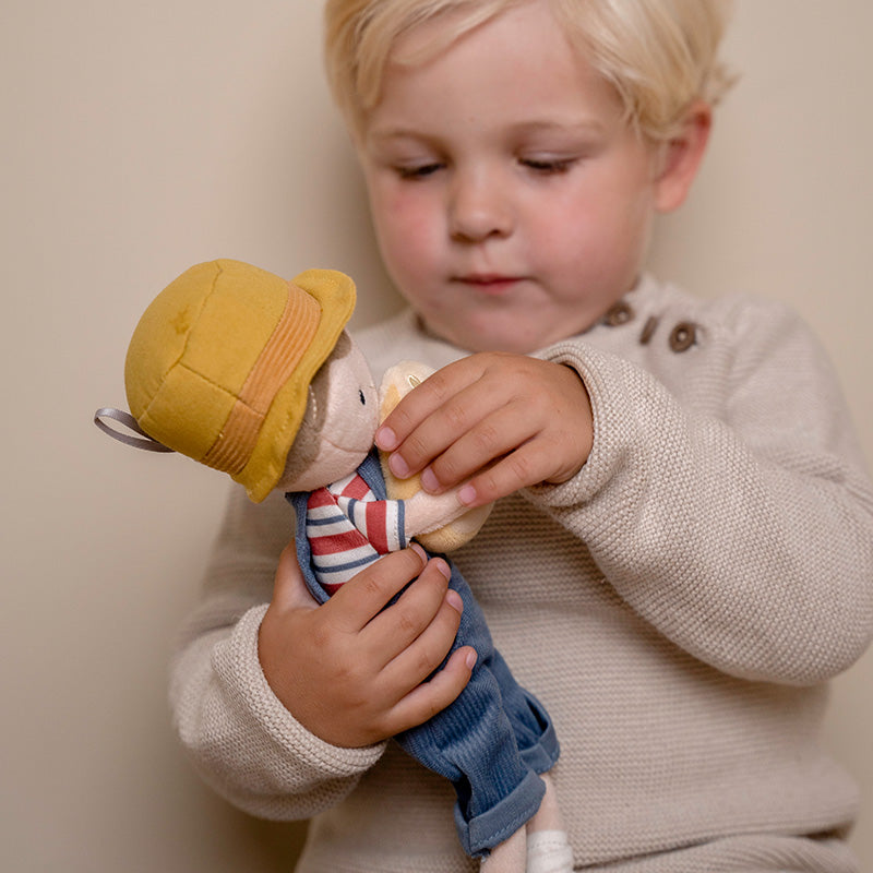 TOP DEAL - Cuddly doll Dutch farmer Jim with cheese 35 cm | Little Dutch