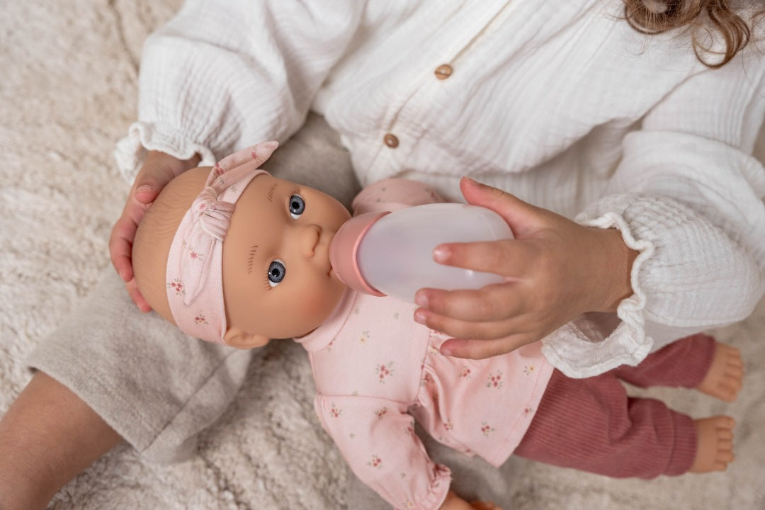 Poppenset Lily inclusief accessoires | Little Dutch gepersonaliseerd