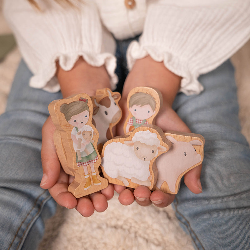 Little Farm wooden train | Little Dutch