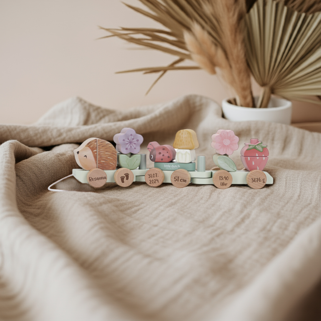Holz-Zug Igel Fairy Garden "Zur Geburt" | Little Dutch