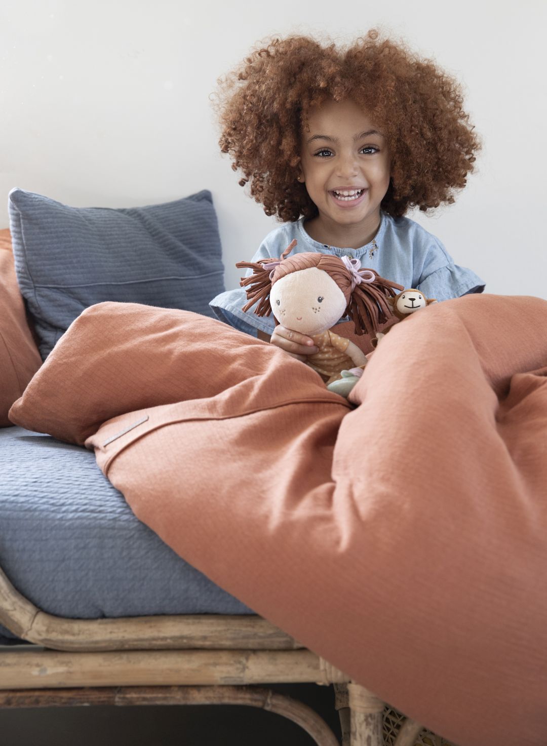 Cuddly doll Sophia, 35 cm