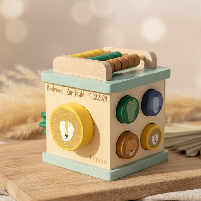 Mini-Aktivitätswürfel aus Holz - zur Taufe gelasert - | Trixie