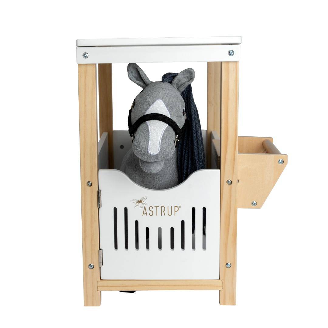 Stal voor klein hobbypaard | door Astrup