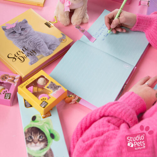 STUDIO PETS – TAGEBUCH MIT SCHLOSS "POMPOM"