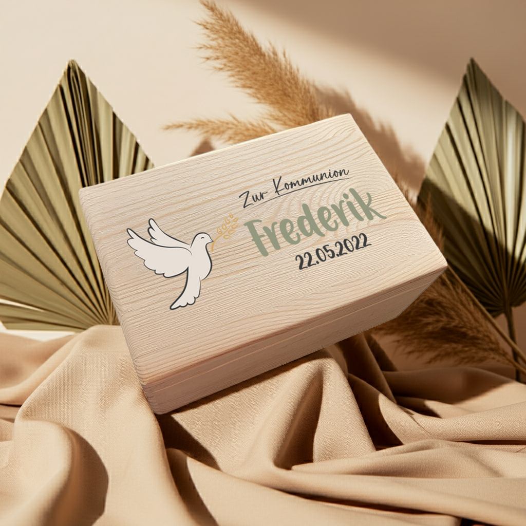 Memory box M - natural wood - baptism / school / kindergarten / communion - personalized | Smacking buffer
