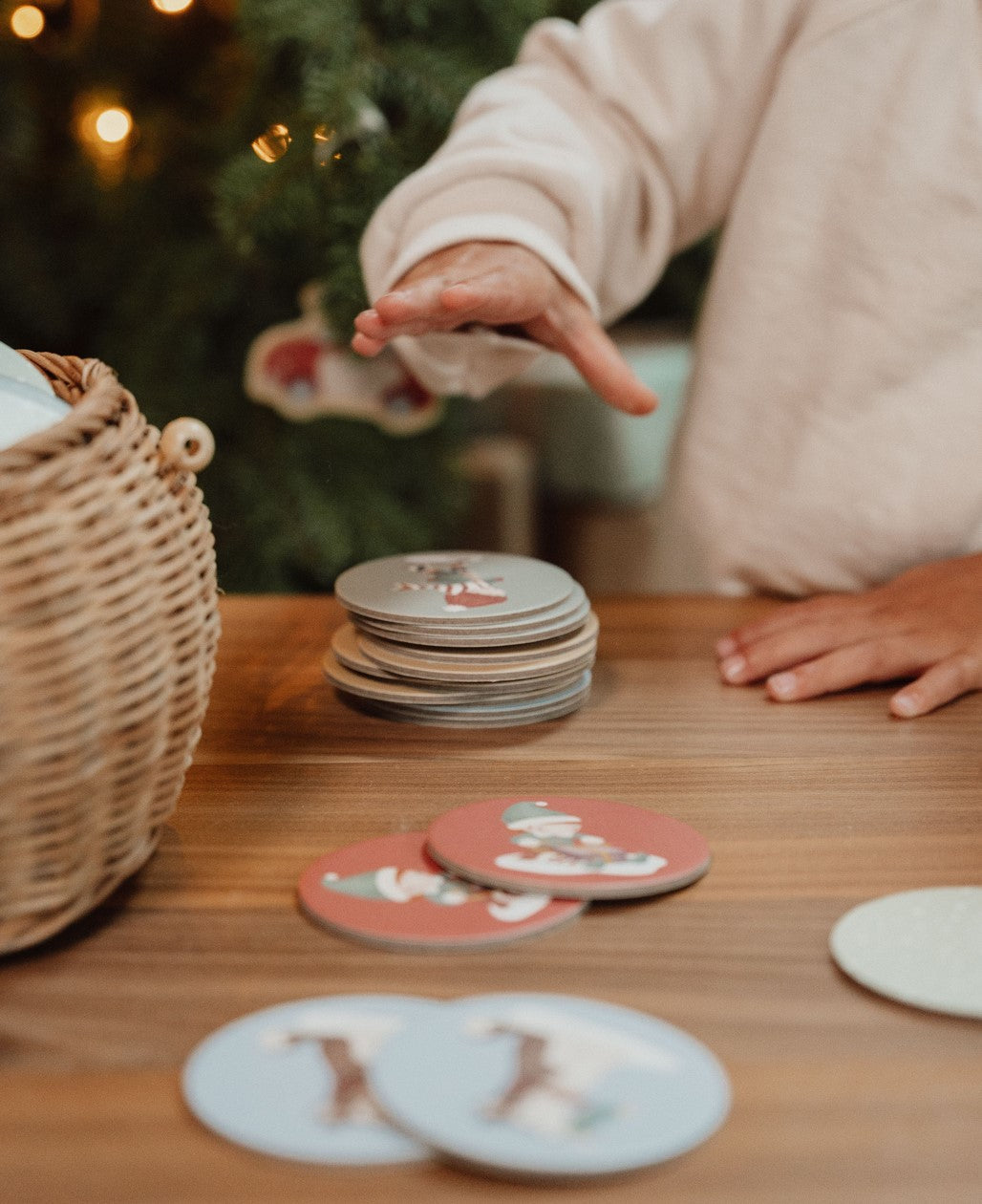 TOPDEAL Memory-Spiel X-MAS Winterliches Kartenspiel Lernspiel für Kinder | Little Dutch
