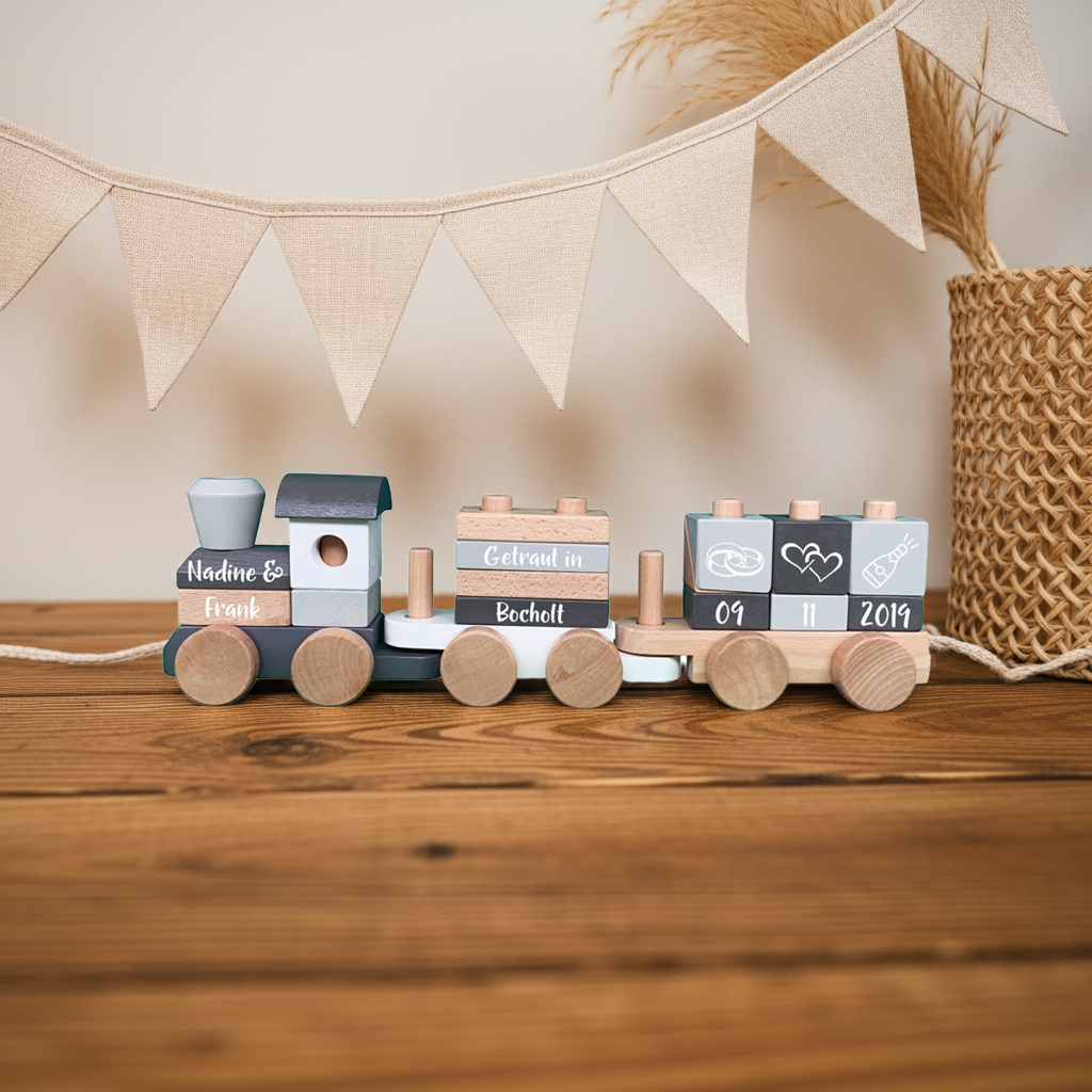Holz-Zug Exclusive Edition - Zur Hochzeit - Bedruckt | Little Dutch