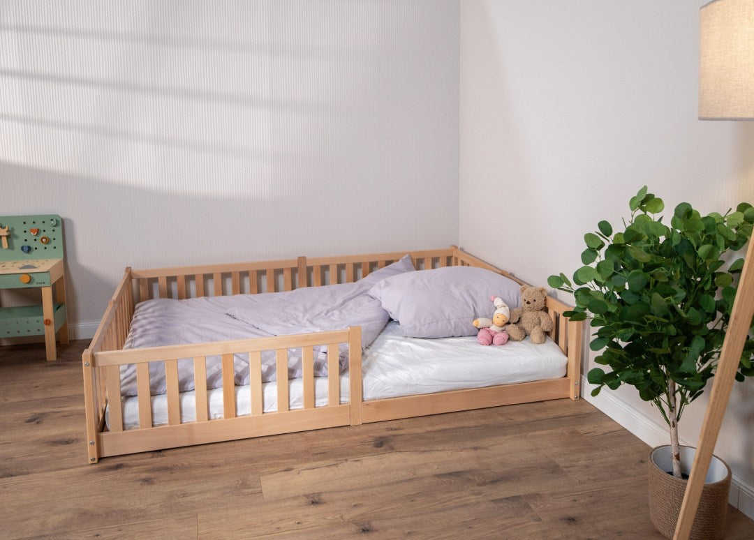 Bodenbett / Hausbett ENNO 140x200 cm Buche natur inkl. opt. Dach | tiSsi®
