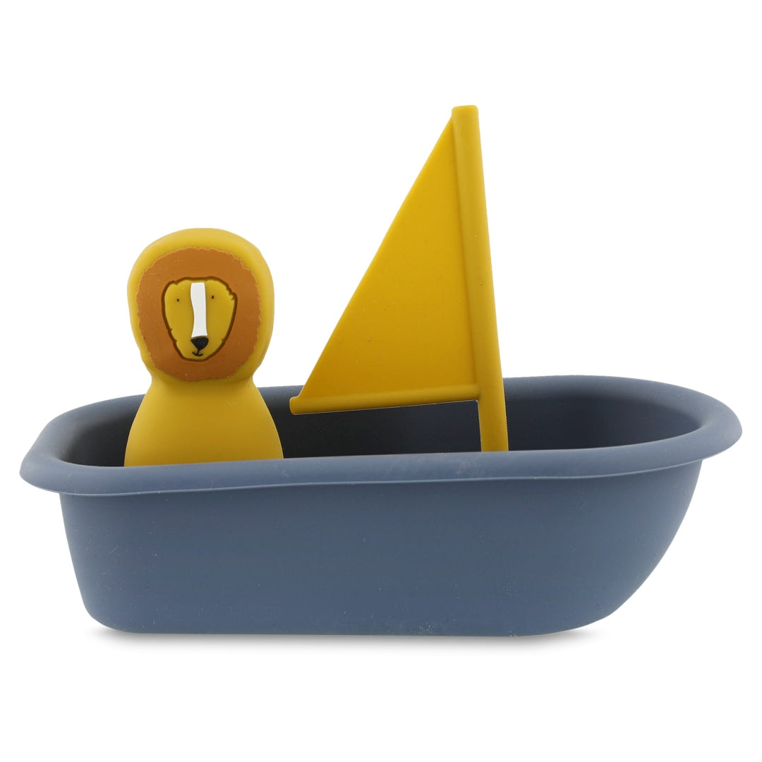 Badespielzeug Segelboot – Herr  Löwe | Trixie