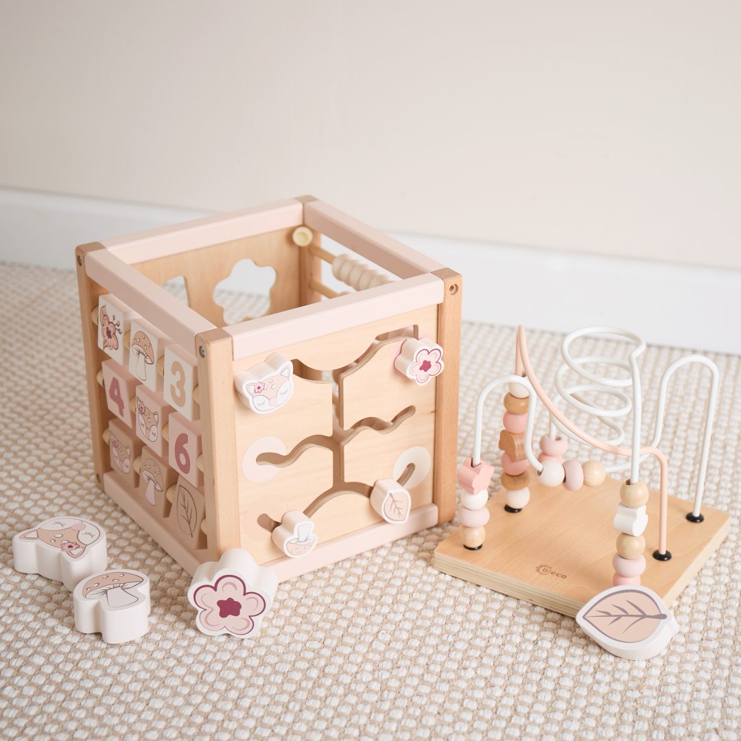 Motor skills cube deer Ella wood | bieco