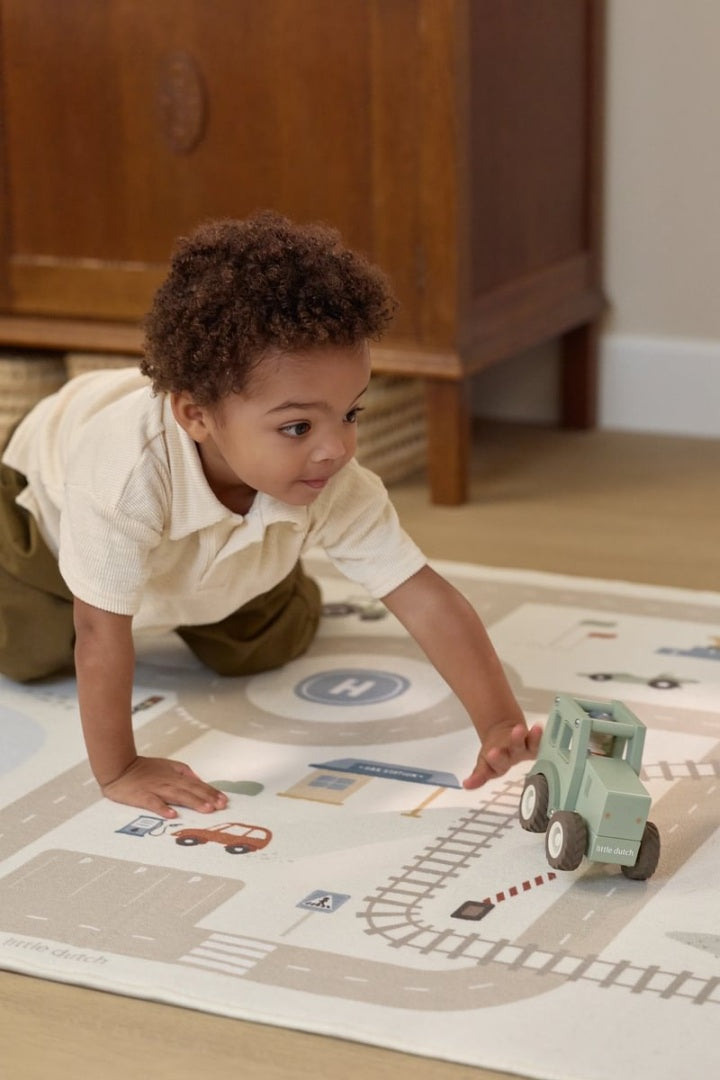 Personalisierter Holztraktor – Holzspielzeug Traktor mit Name | Schmatzepuffer