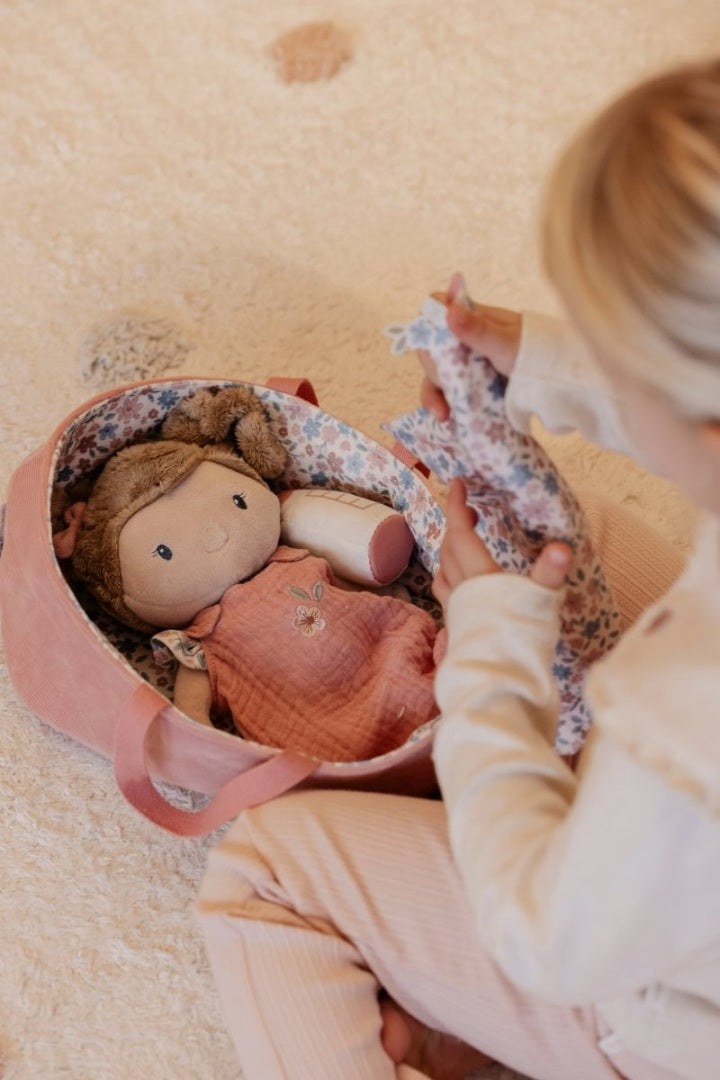 Babypuppe Rosa im Körbchen | Little Dutch