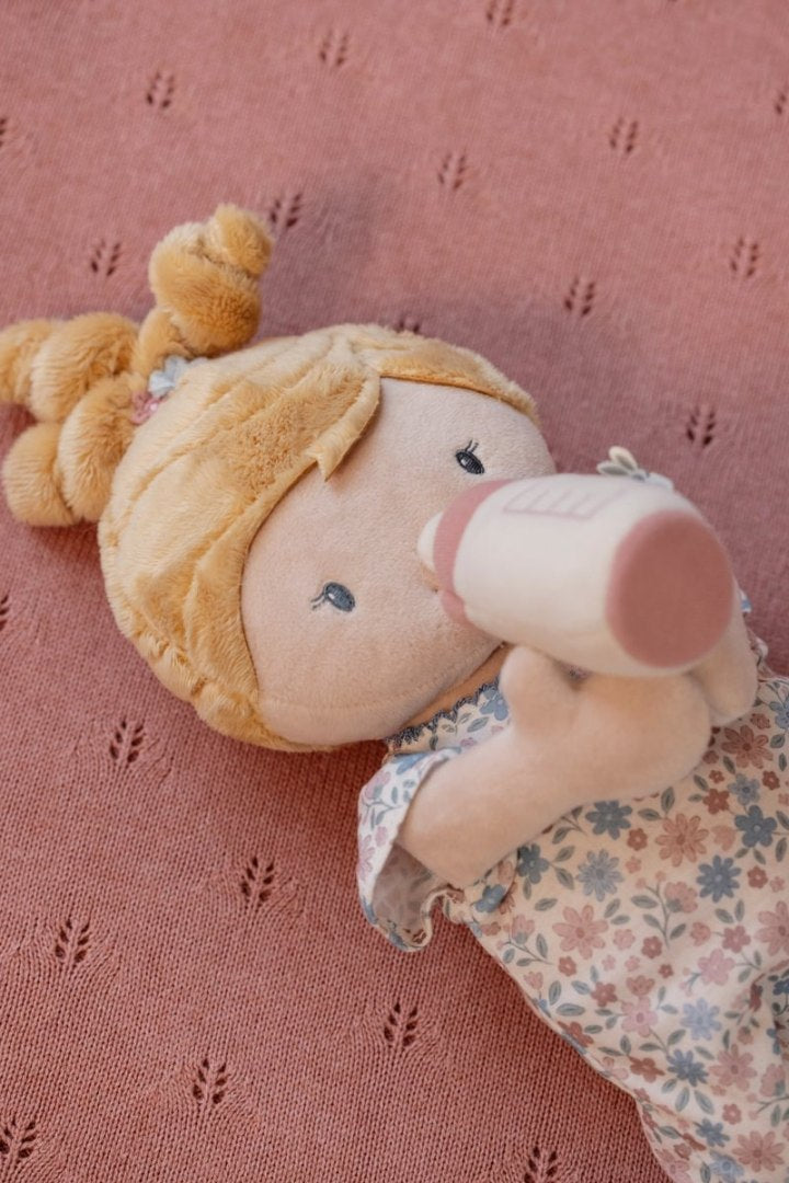Kuschelpuppe Baby Julia | Little Dutch