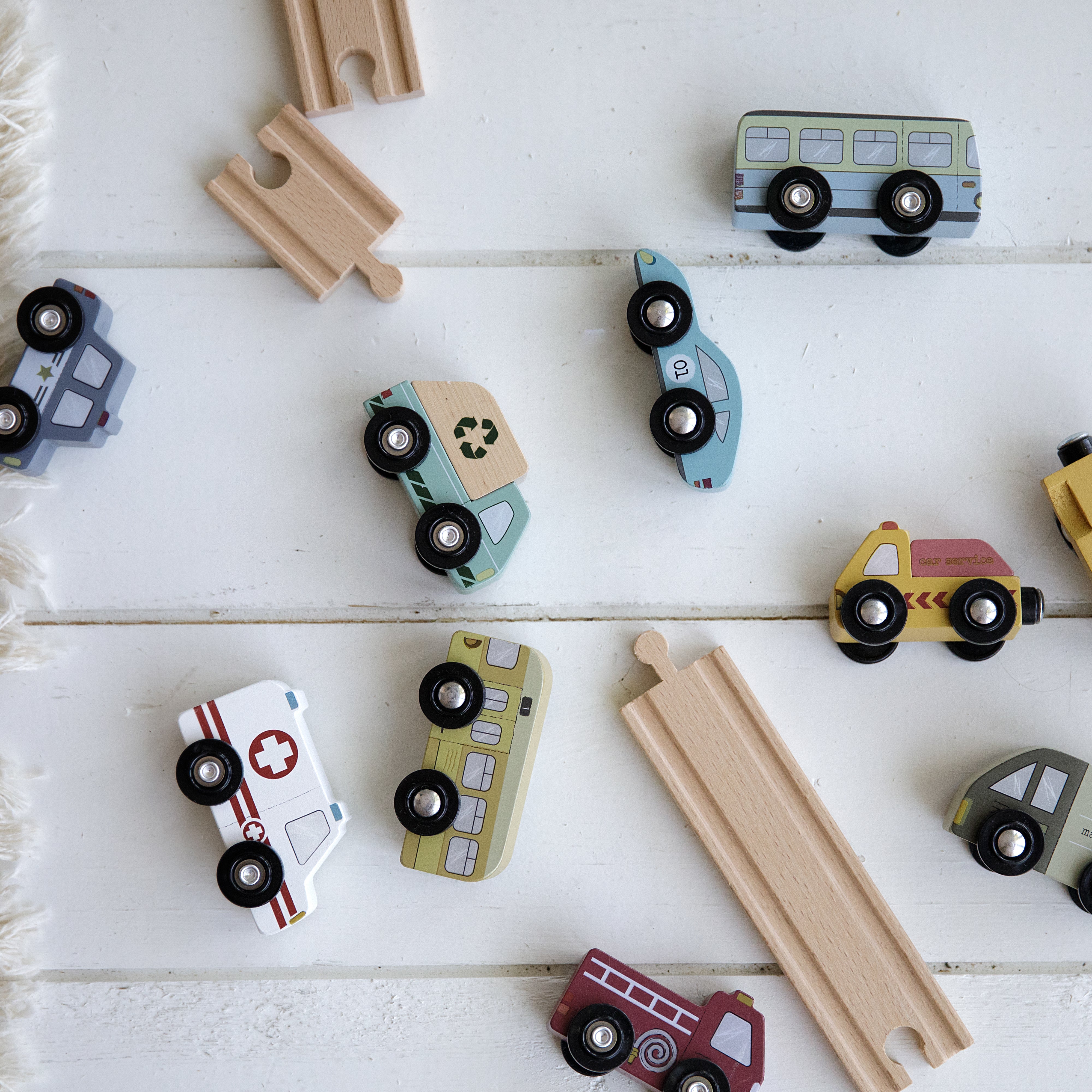 Wooden Railway Expansion - Vehicle Set, Pur | Little Dutch