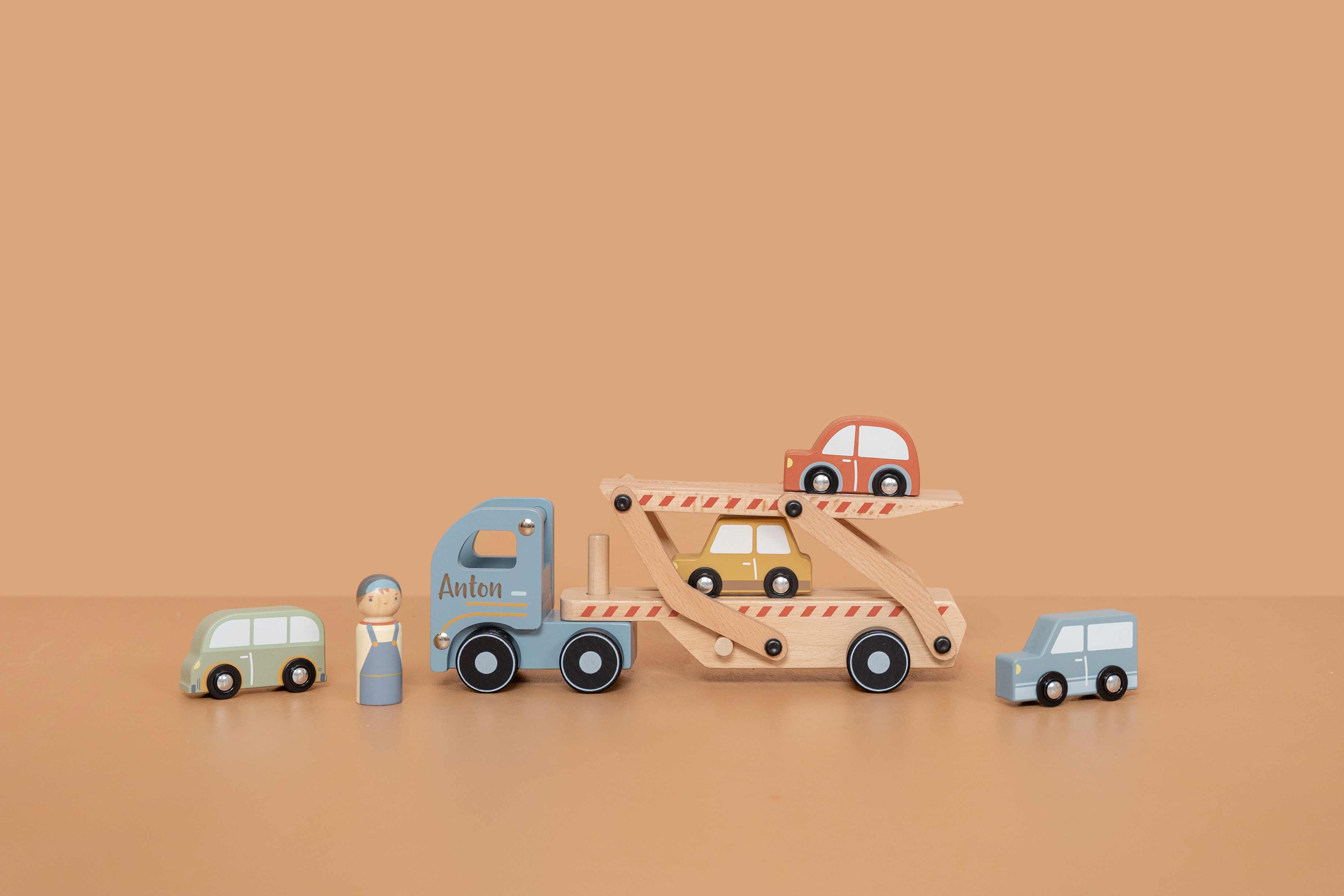 L'essentiel du transporteur de voitures en bois | Little Dutch