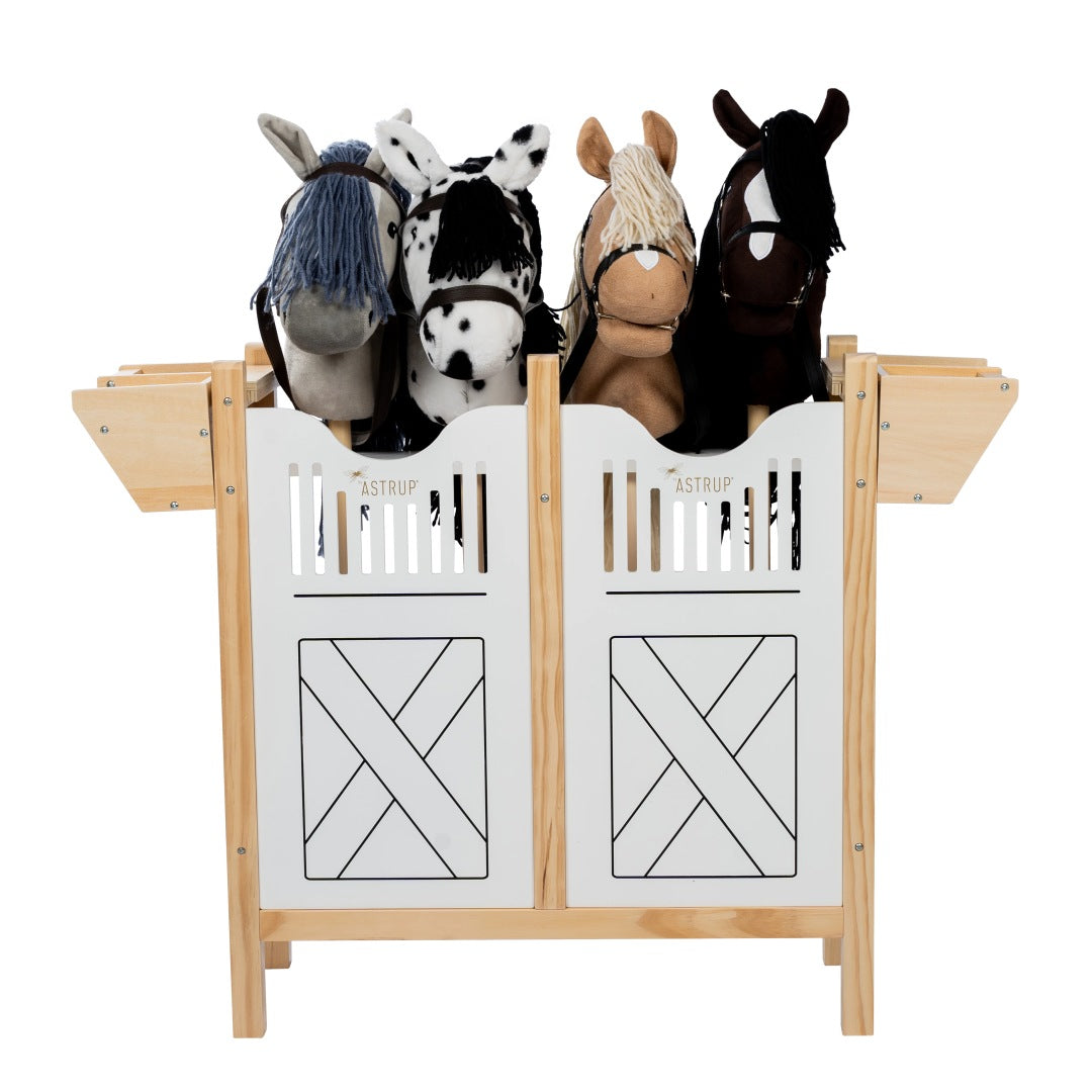 Horse stable for 4 hobby horses | byAstrup