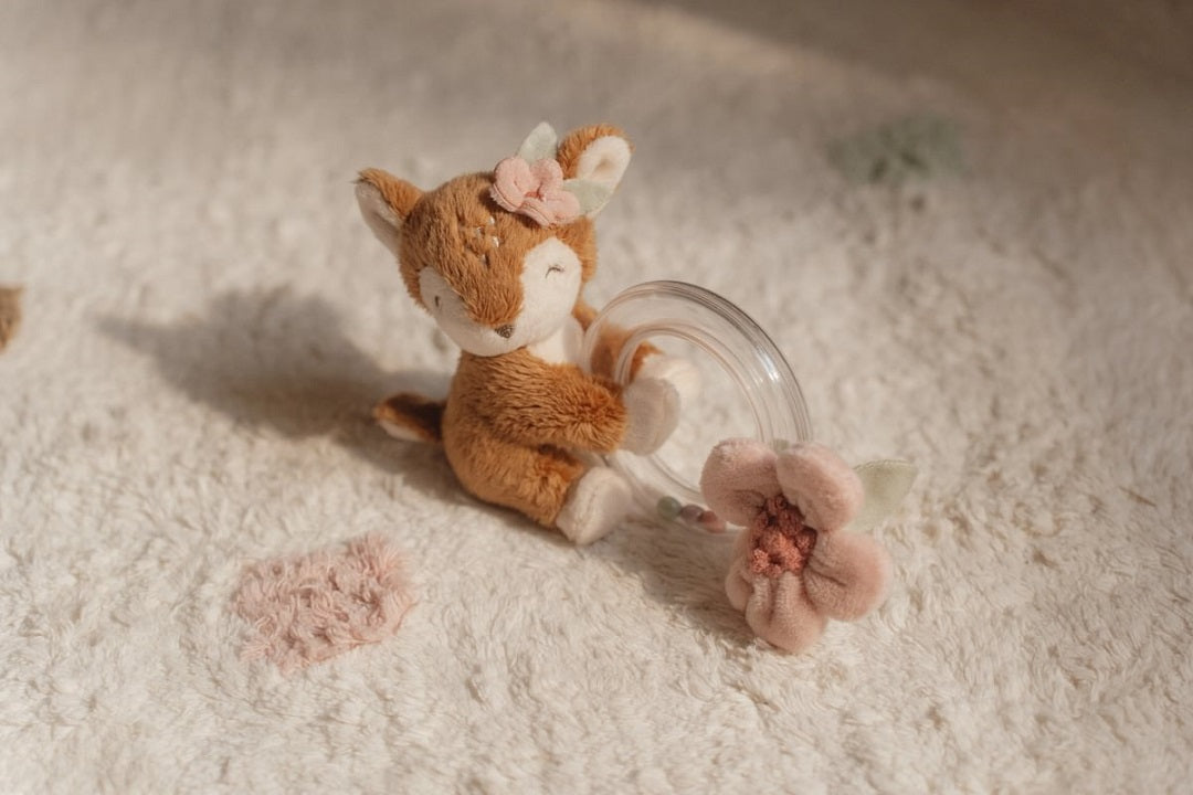 Ring rattle deer Fairy Garden | Little Dutch