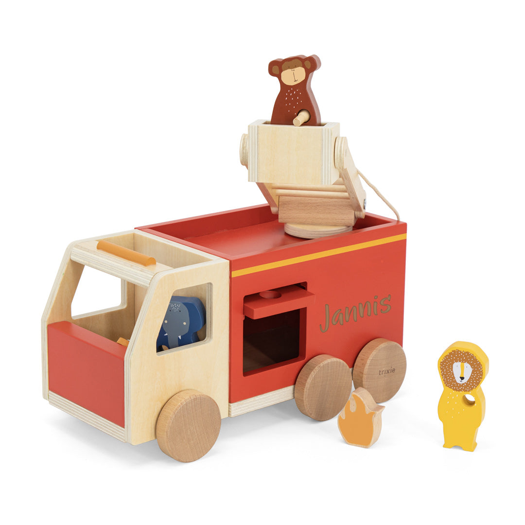 Wooden fire engine | Trixie