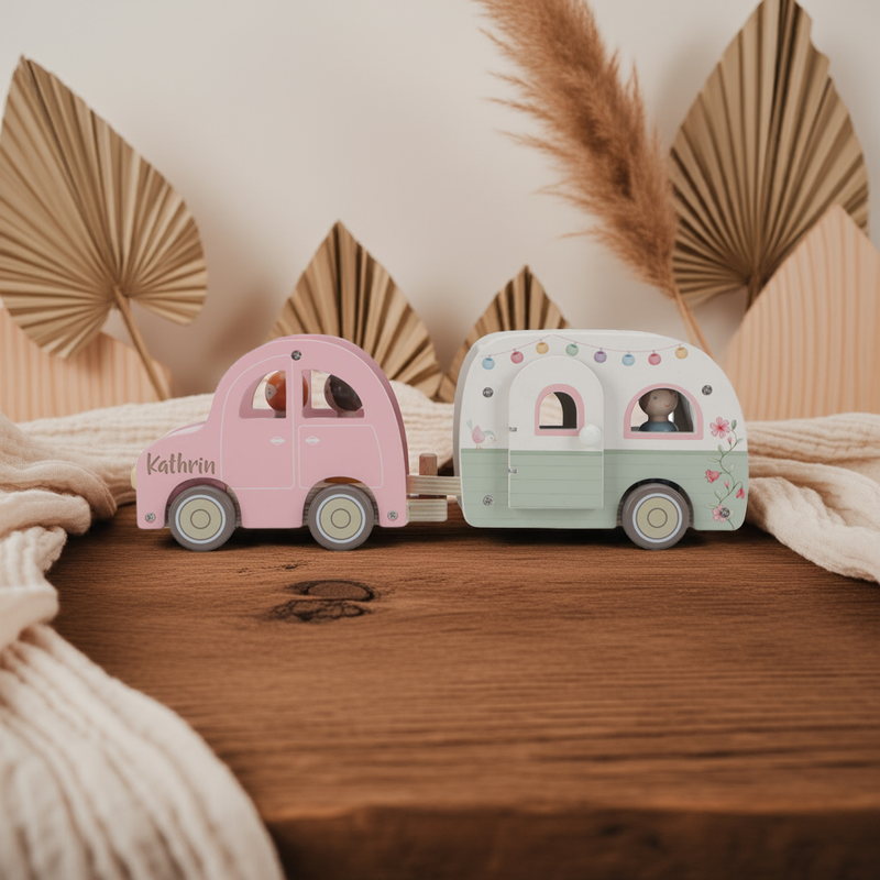 Toy car with caravan